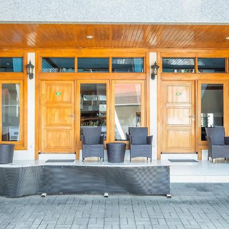 Oyo 1210 Nice Guesthouse Μπαντούνγκ Εξωτερικό φωτογραφία