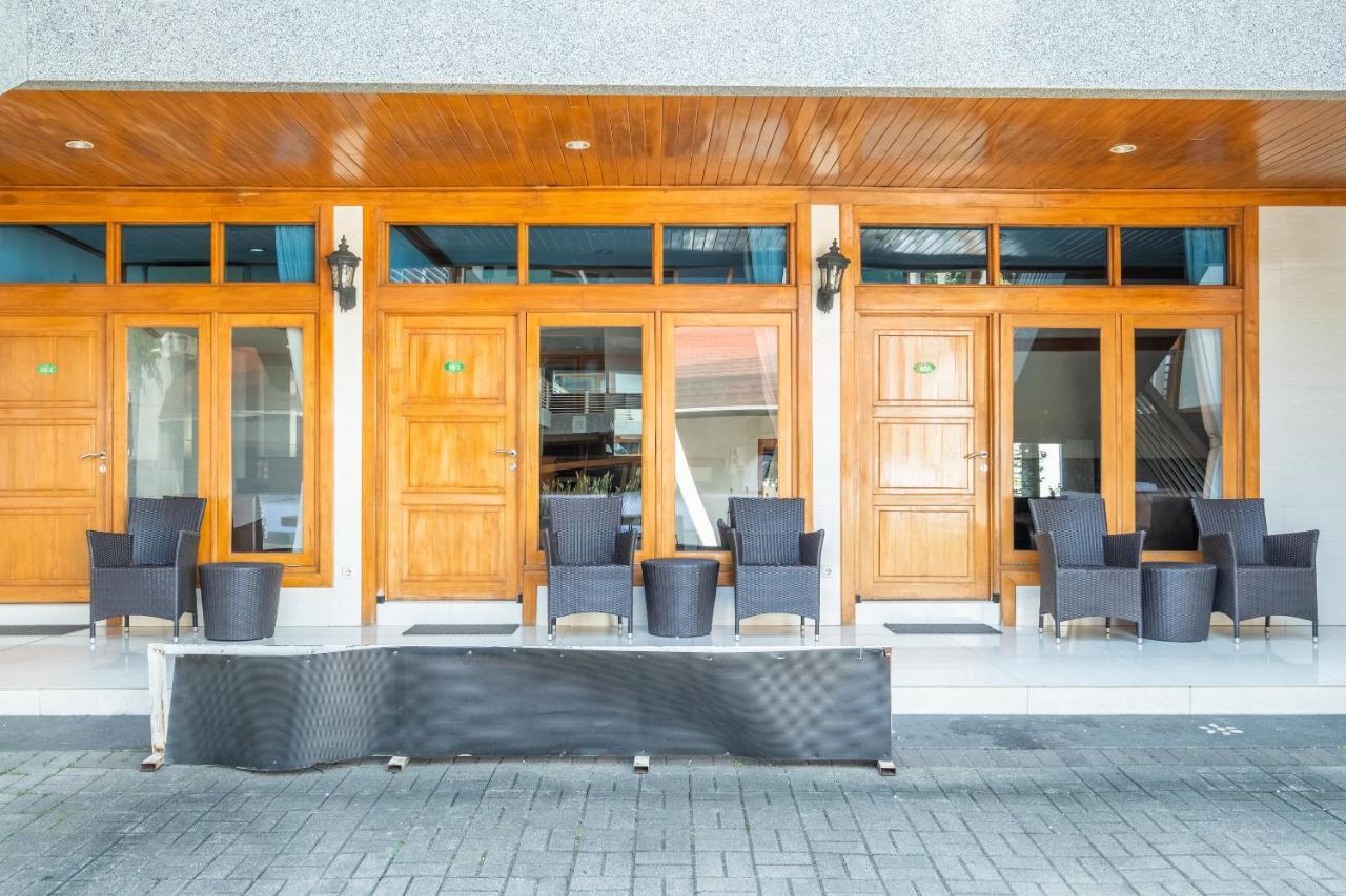 Oyo 1210 Nice Guesthouse Μπαντούνγκ Εξωτερικό φωτογραφία